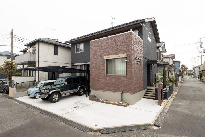 家族それぞれの好みを叶えた居心地の良い家